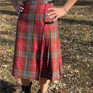 Vintage Lochcarron red and green wool Norwegian Tartan kilt skirt